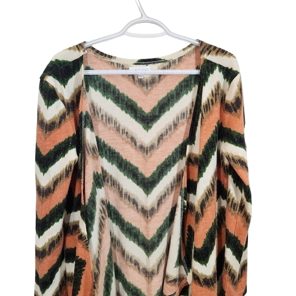 LOVELYGIRL Boho Chevron Print Waterfall Cardigan Size Small - Picture 4 of 11
